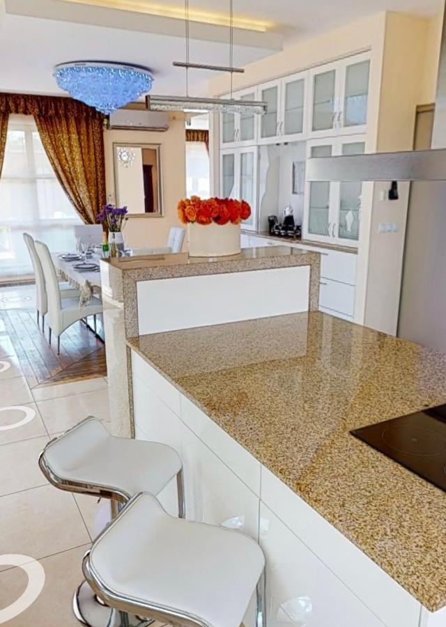 Apartamenty D-2 วอร์ซอ ภายนอก รูปภาพ